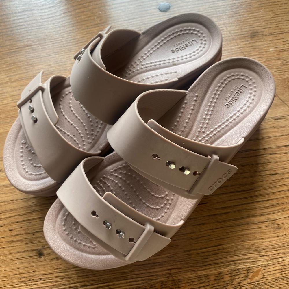 CROCS Brooklyn Low Wedge Sandals Double-Strap Comfort